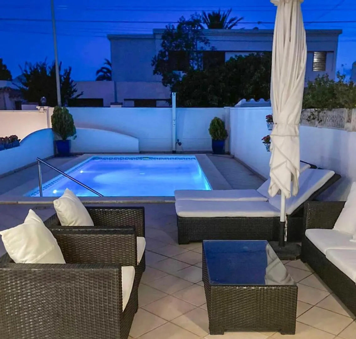 Charmante Villa Avec Piscine Dans Les Canaux Empuriabrava