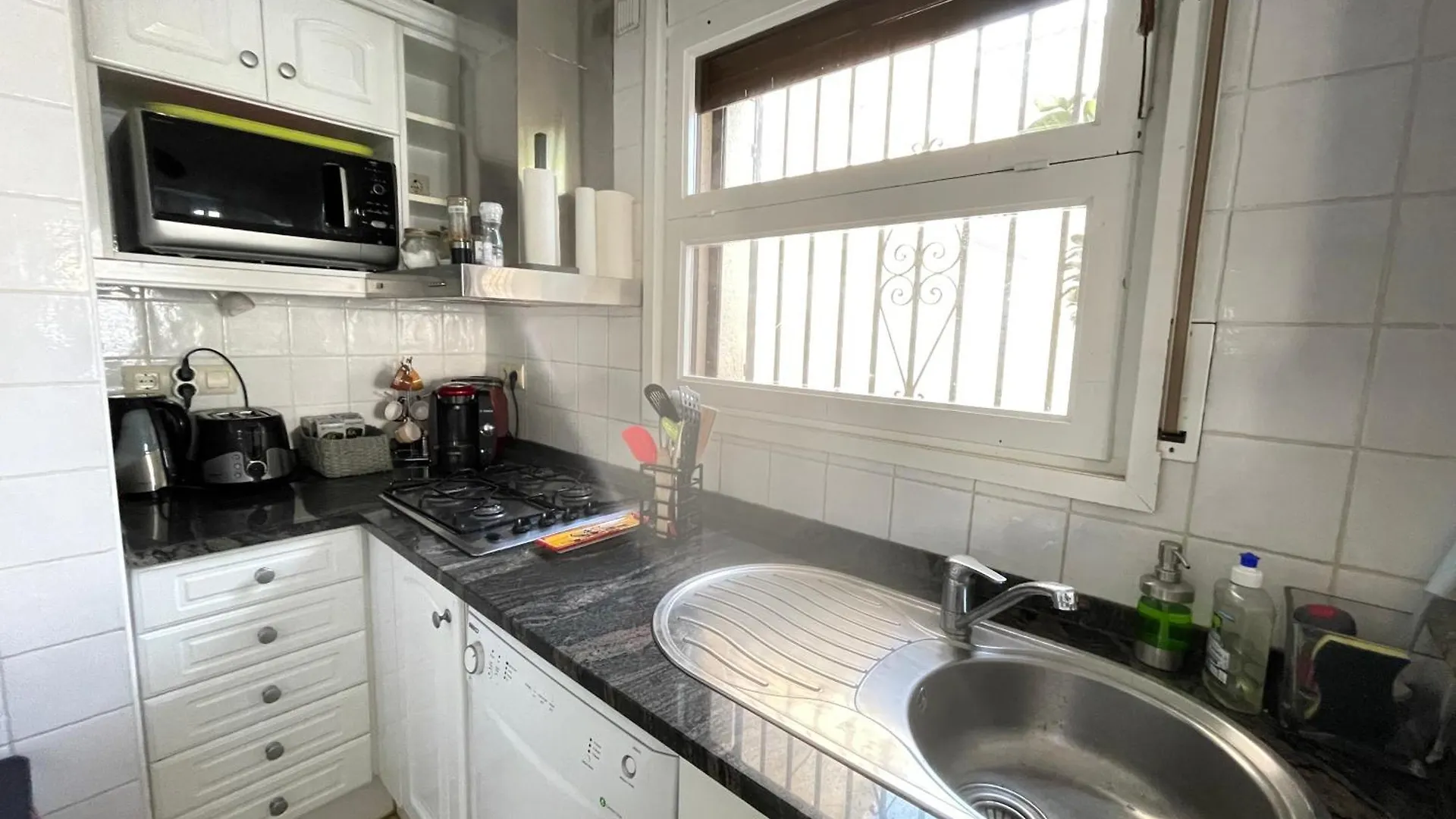 Charmante Villa Avec Piscine Dans Les Canaux Empuriabrava
